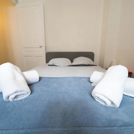 Appartunique - Chez Majorelle - Arriere-cour & Tres Calme Apartment *